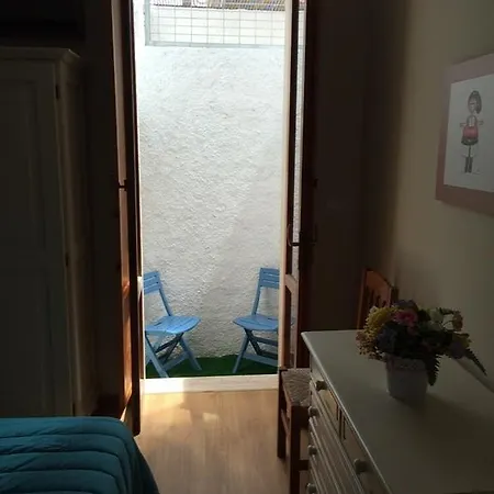 Couette-café Amaremare Stintino